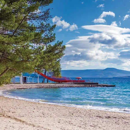 Gorgeous In With Kitchen Apartment Crikvenica